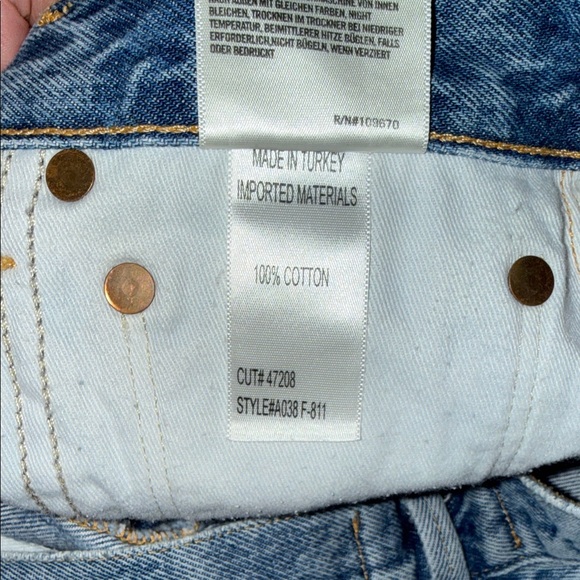 Agolde Jaden High Rise Short - Picture 3 of 4